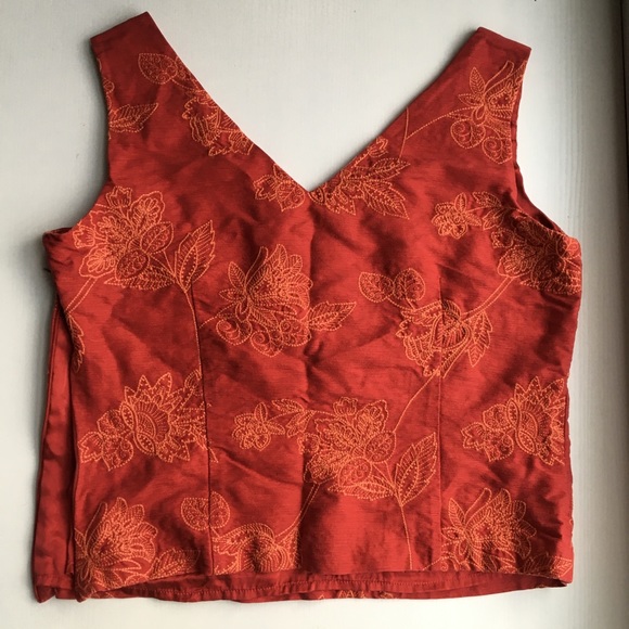 100% Silk Tommy Bahama Embroidered Sleeveless Top - Picture 5 of 8